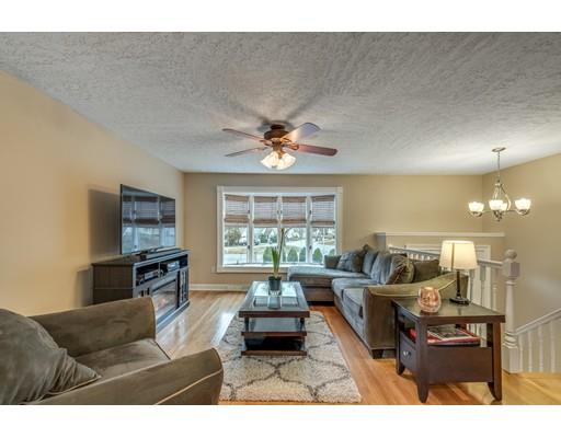237 Salem Road Billerica, MA 01821 - Photo 4 of 27 Gallery Image 4