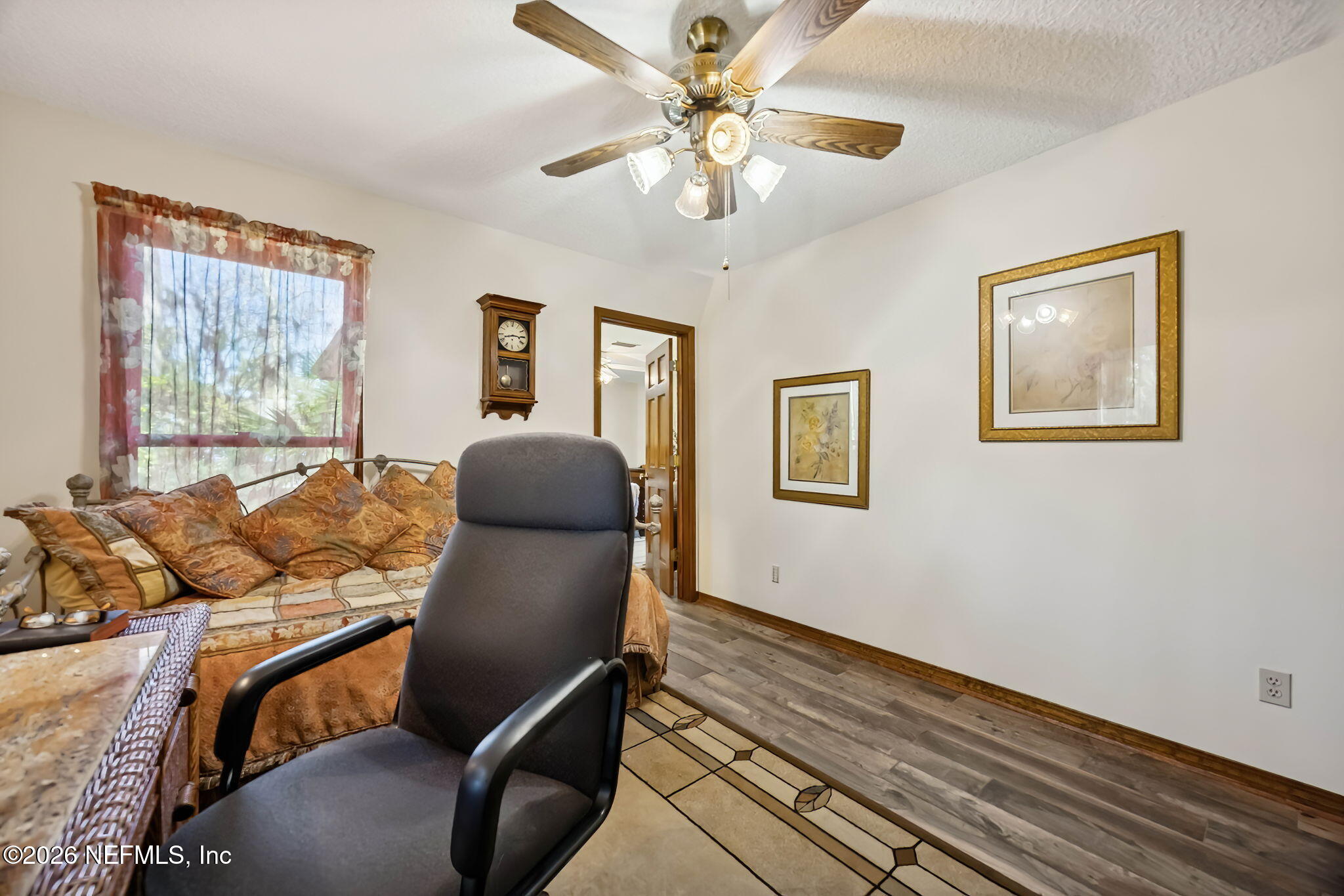 97146 Pirates Point Road Yulee, FL 32097 - Photo 35 of 74 a living room with furniture