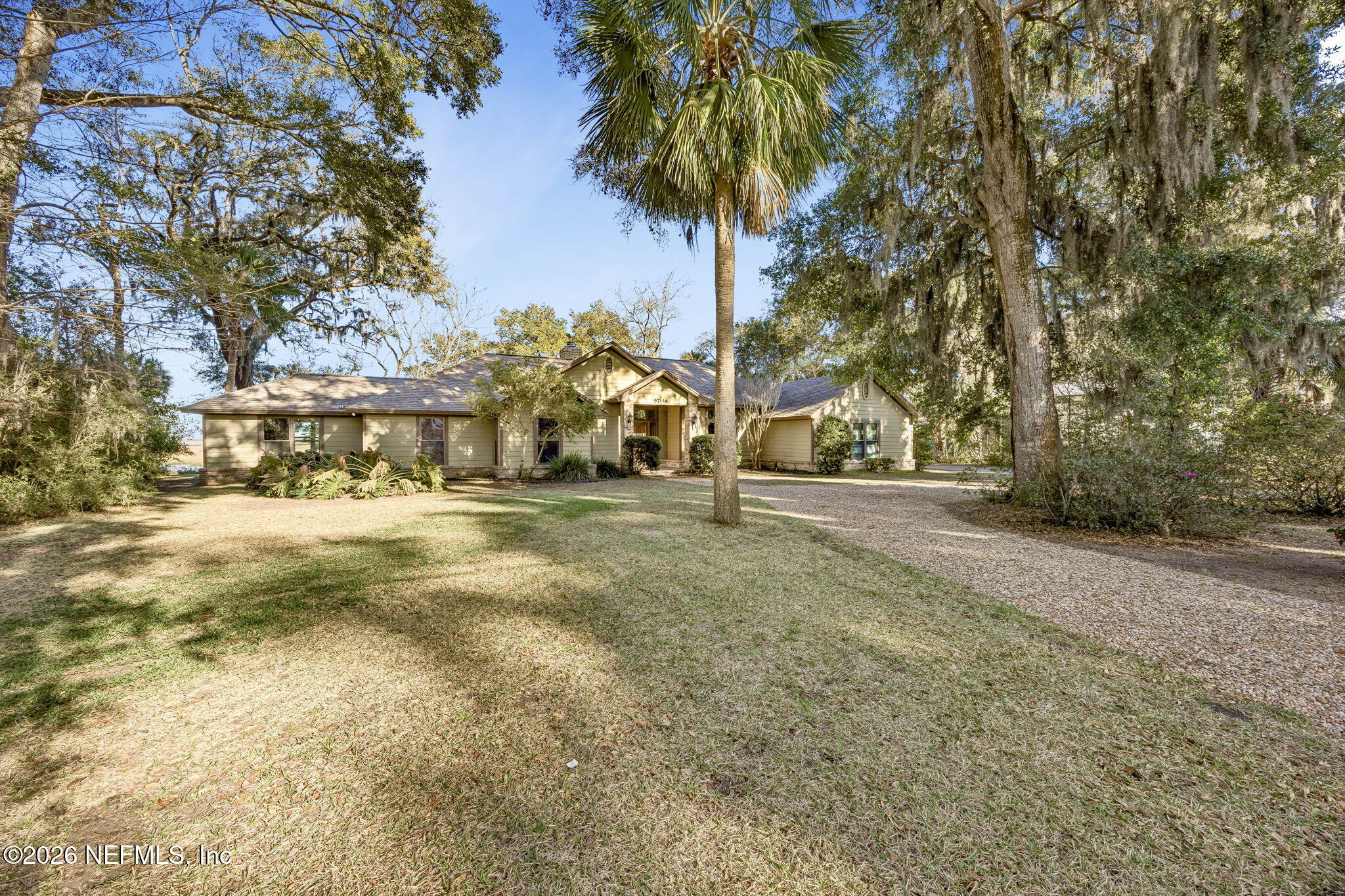 97146 Pirates Point Road Yulee, FL 32097 - Photo 6 of 74 Tree lined circle driveway