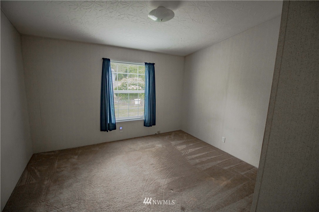 255 Hawkins Road Winlock, WA 98596 - Photo 11 of 20
