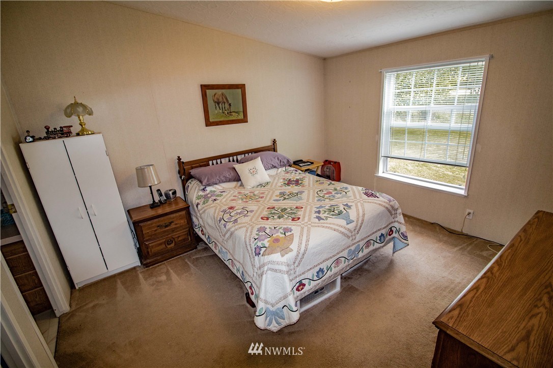 255 Hawkins Road Winlock, WA 98596 - Photo 9 of 20