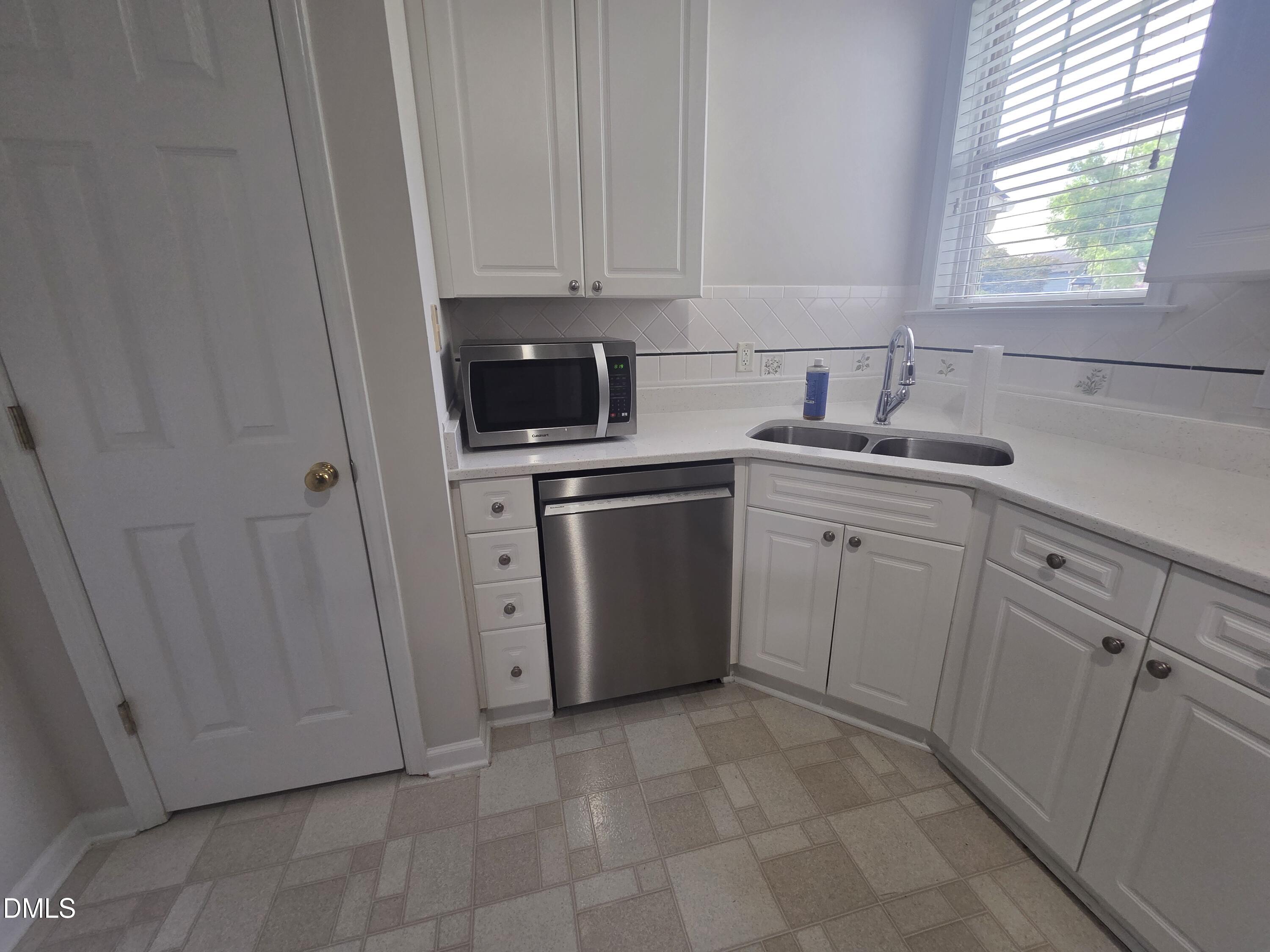 11034 Louson Place Raleigh, NC 27614 - Photo 31 of 41 20260810_082011