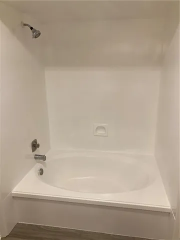 $95,000 | 1 Heritage Lane, Unit 4, New Orleans, LA 70114