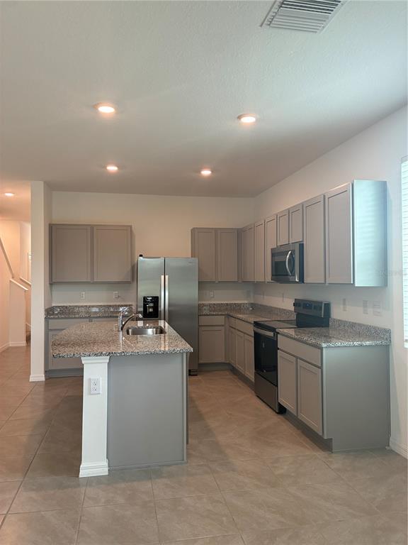 1550 Ranchette Road Wesley Chapel, FL 33543 - Photo 5 of 30