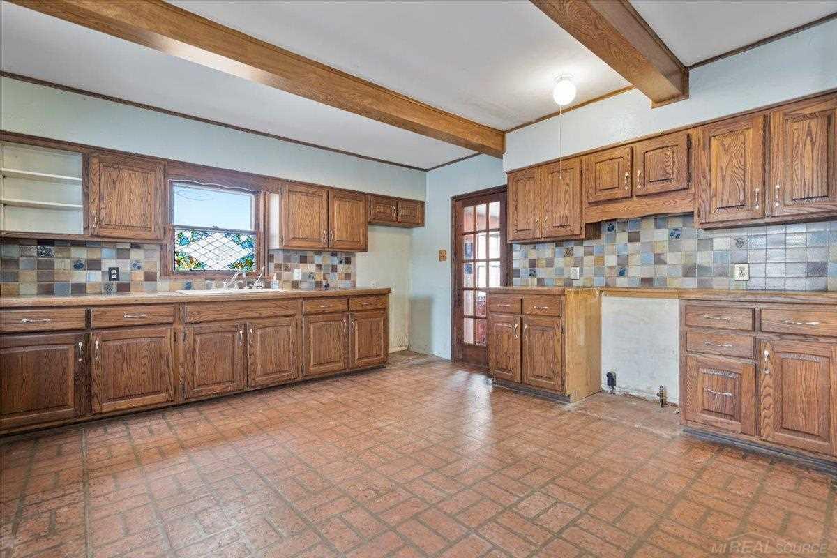 1256 Holmes Road Allenton, MI 48002 - Photo 26 of 32