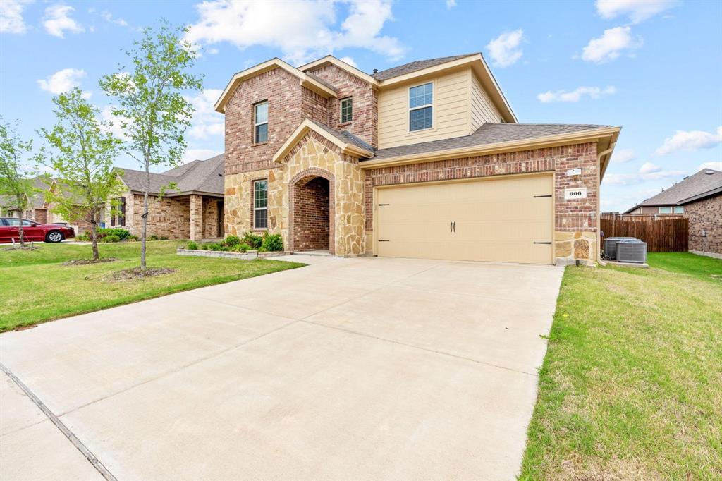 606 Rawhide Way Princeton, TX 75407 - Photo 2 of 23