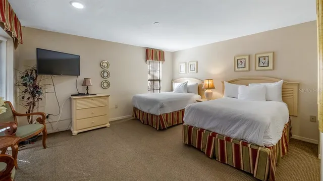 $250,000 | 708 Mission Santa Cruz, Unit 708, Howey-in-the-Hills, FL 34737