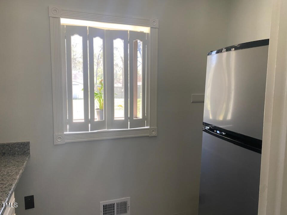 3816 Lee Road Raleigh, NC 27604 - Photo 8 of 32 8