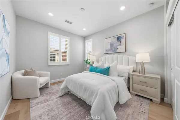 $1,613,000 | 192 Crescent Moon, Irvine, CA 92602