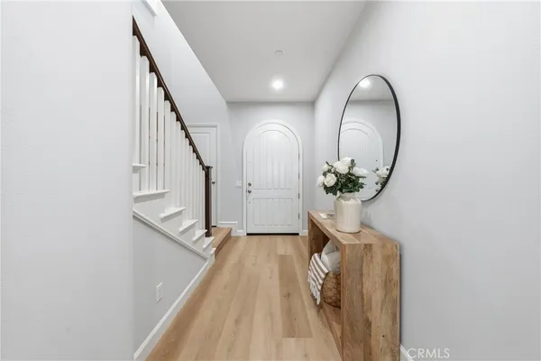 $1,613,000 | 192 Crescent Moon, Irvine, CA 92602