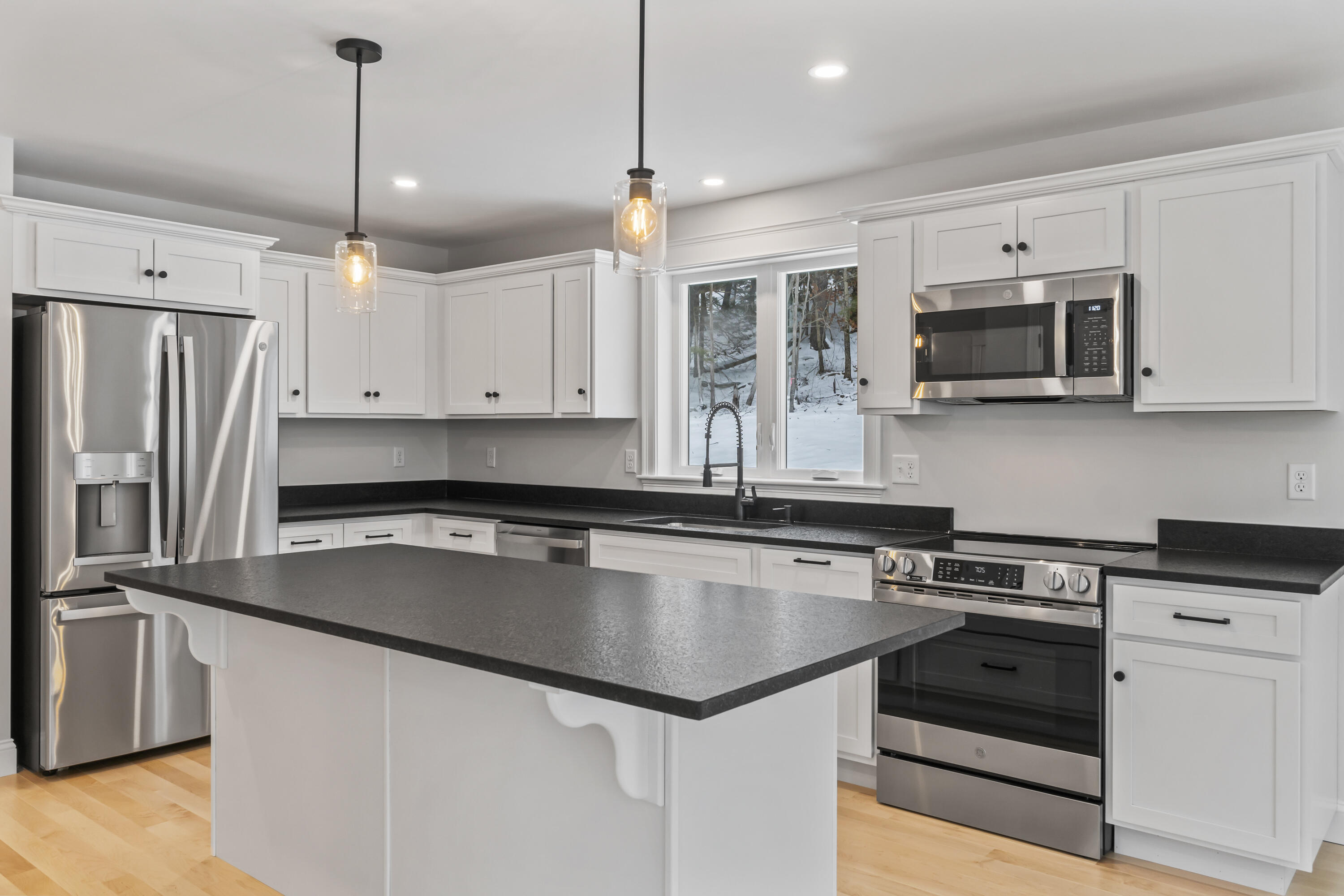 114 Highland Cliff Road Windham, ME 04062 - Photo 25 of 63 114 Highland Cliff Rd_0127