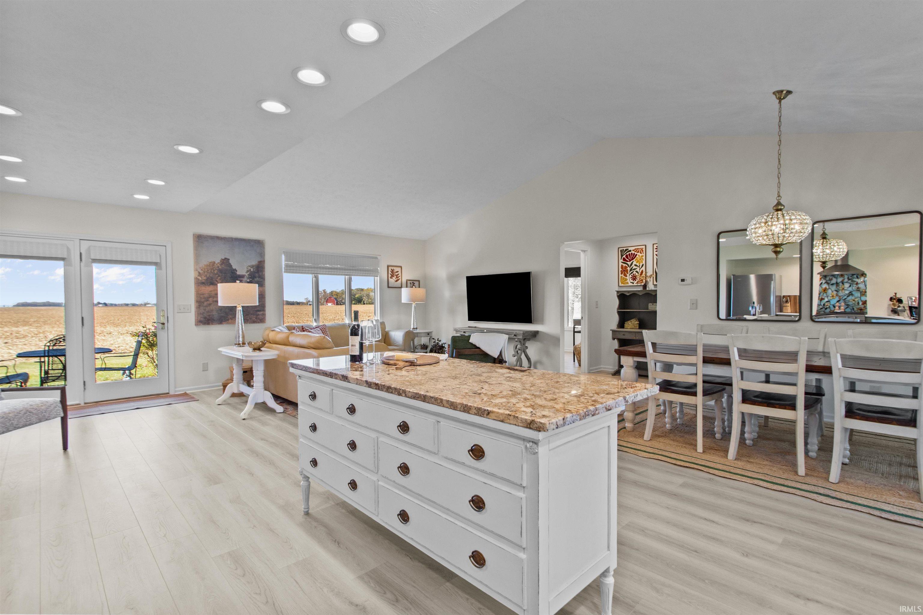 2083 West 425 North Road Kokomo, IN 46901 - Photo 5 of 28