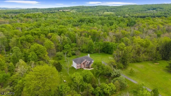 $850,000 | 578 County Road 614, Asbury, NJ 08802