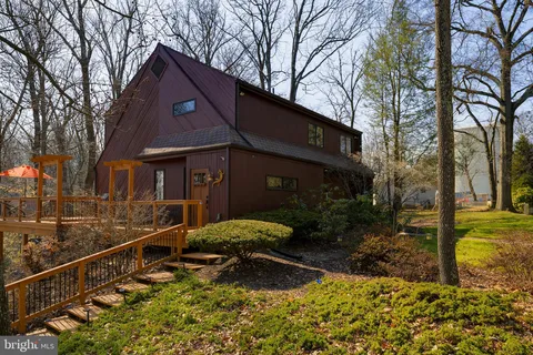 $780,000 | 109 Ridge Road, Greenbelt, MD 20770