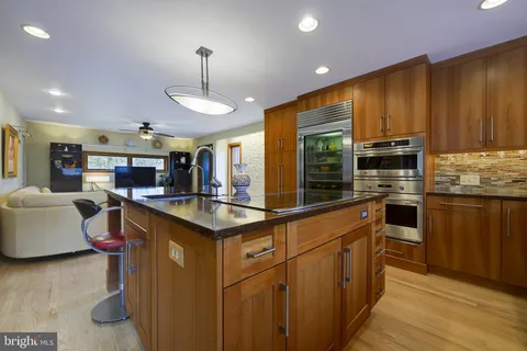 $780,000 | 109 Ridge Road, Greenbelt, MD 20770