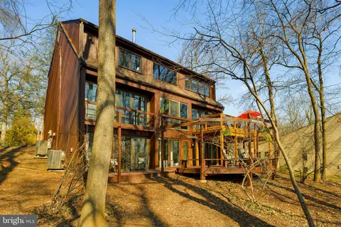 $780,000 | 109 Ridge Road, Greenbelt, MD 20770