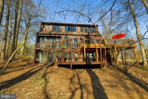 $780,000 | 109 Ridge Road, Greenbelt, MD 20770