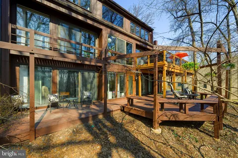 $780,000 | 109 Ridge Road, Greenbelt, MD 20770