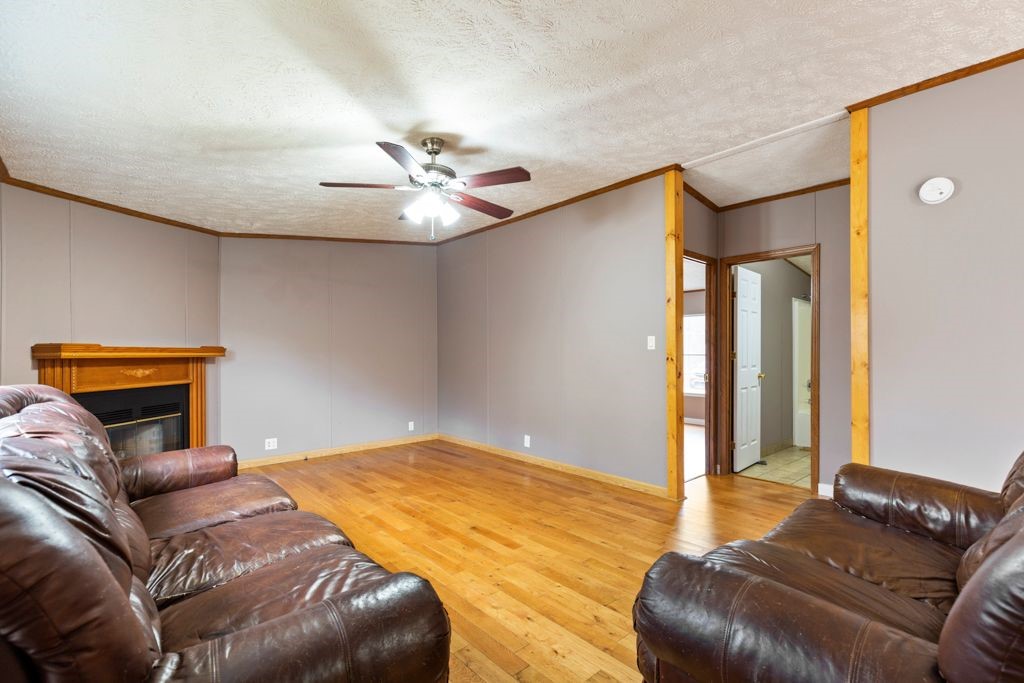 188 Oak Grove Road Westminster, SC 29693 - Photo 8 of 33 Gallery Image 8