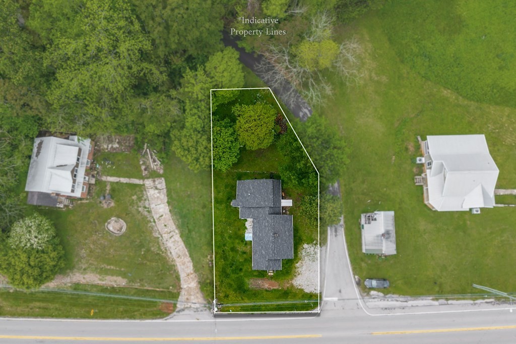 147 Mayberry Street Sparta, TN 38583 - Photo 22 of 22 an aerial view of a house