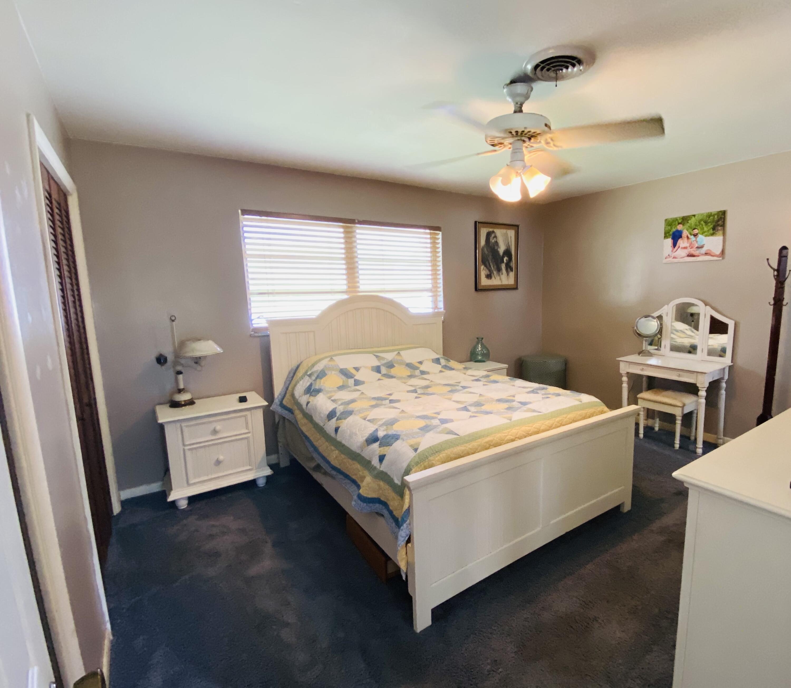 1216 Drexel Road West Palm Beach, FL 33417 - Photo 8 of 17 IMG_3138