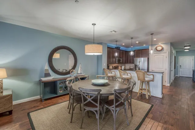 $1,095,000 | 98 Island Drive, Unit 25, Horseshoe Bay, TX 78657