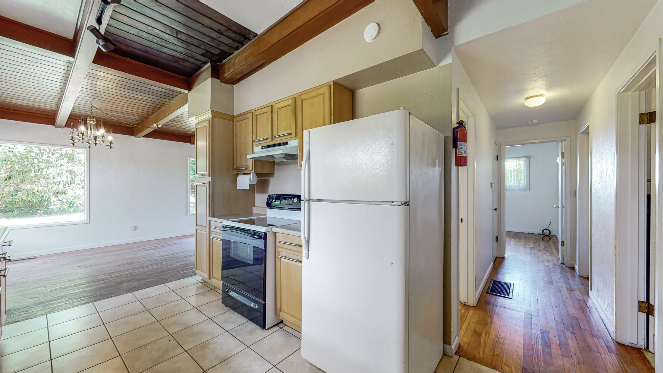 8088 Berta Road Eureka, CA 95503 - Photo 6 of 30 Kitchen