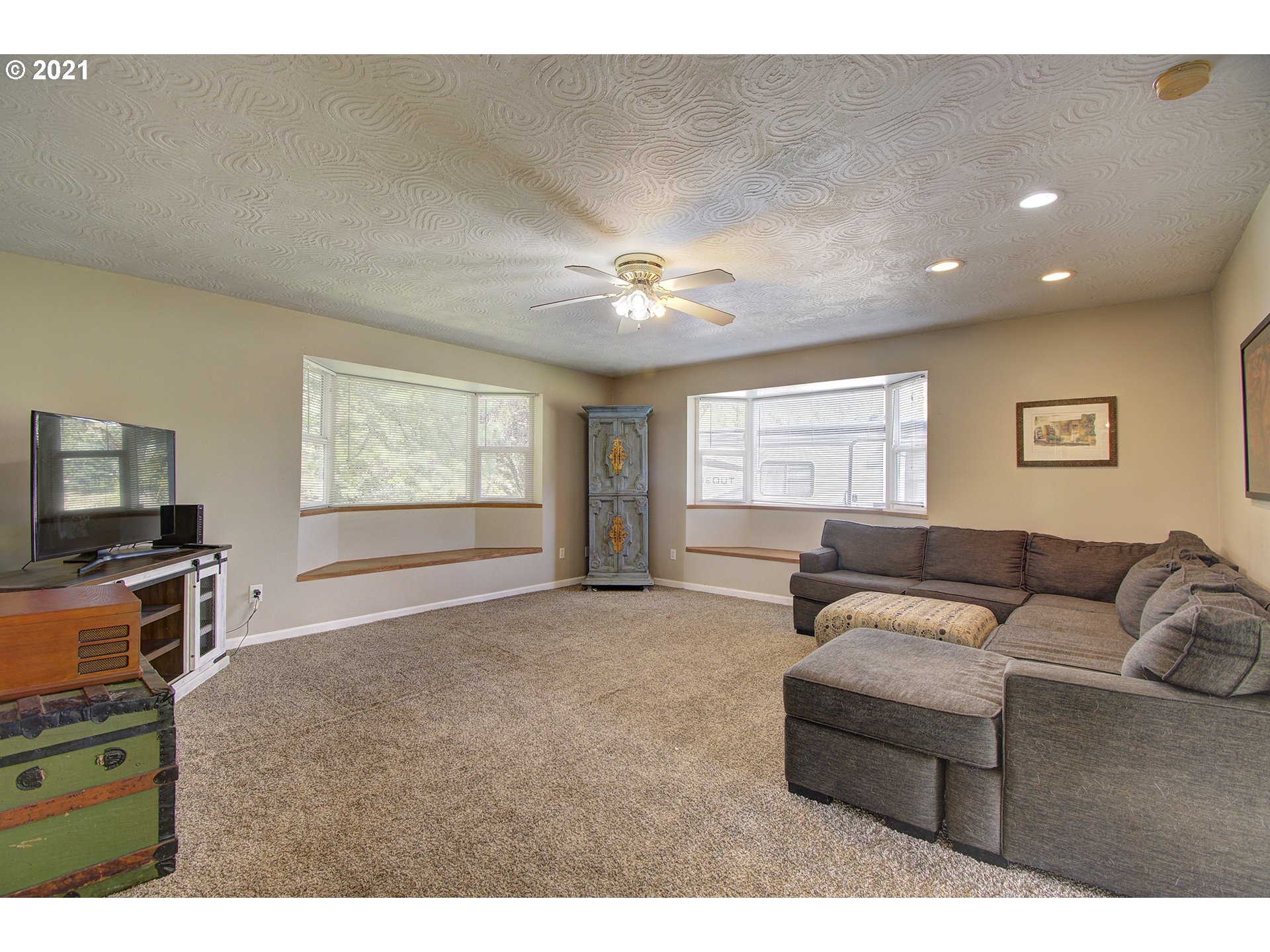 1727 Rose Valley Road Kelso, WA 98626 - Photo 9 of 32 Gallery Image 9