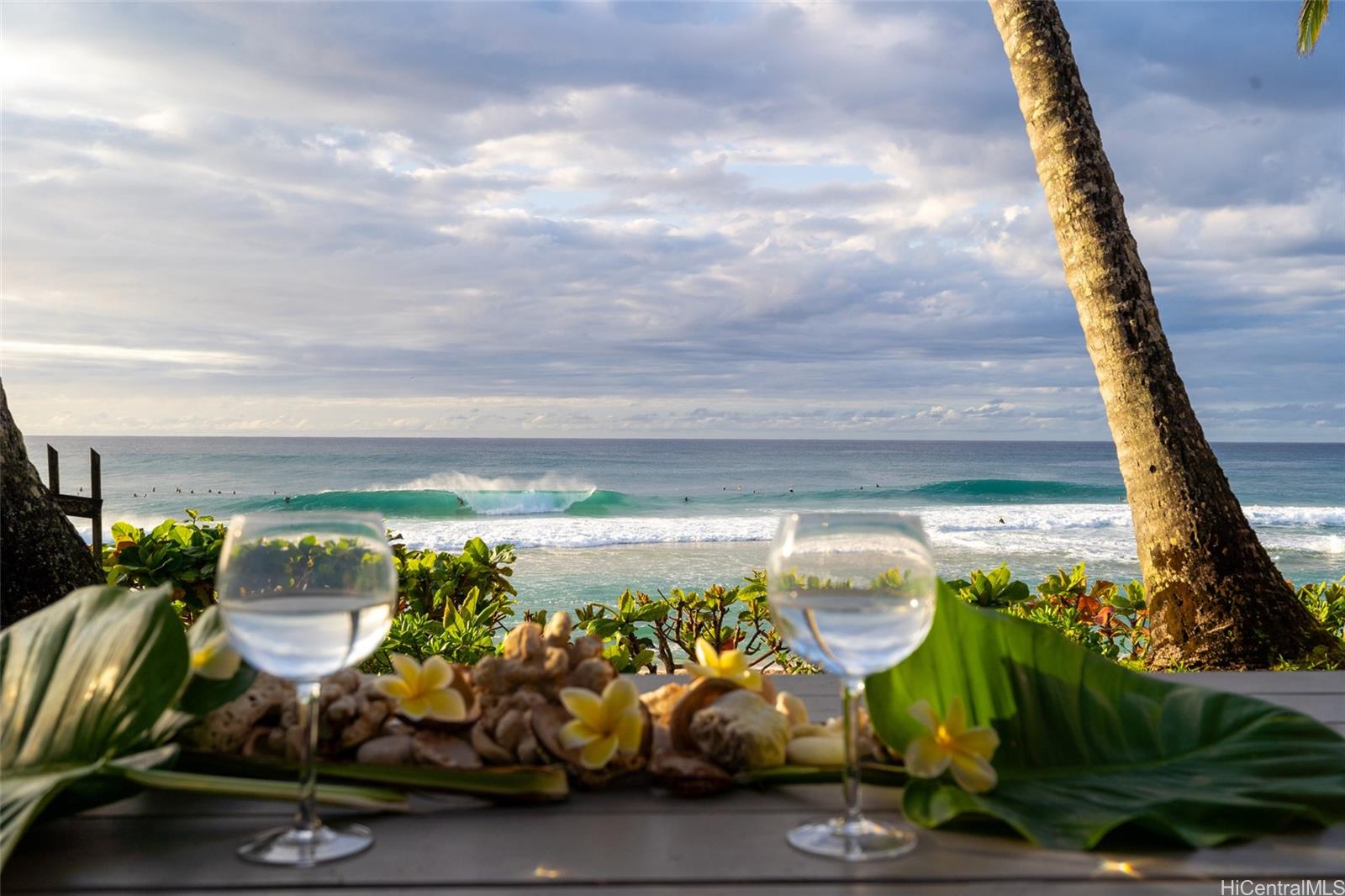 59-377 Ke Nui Road Haleiwa, HI 96712 - Photo 7 of 25 a view of a room with gym equipment
