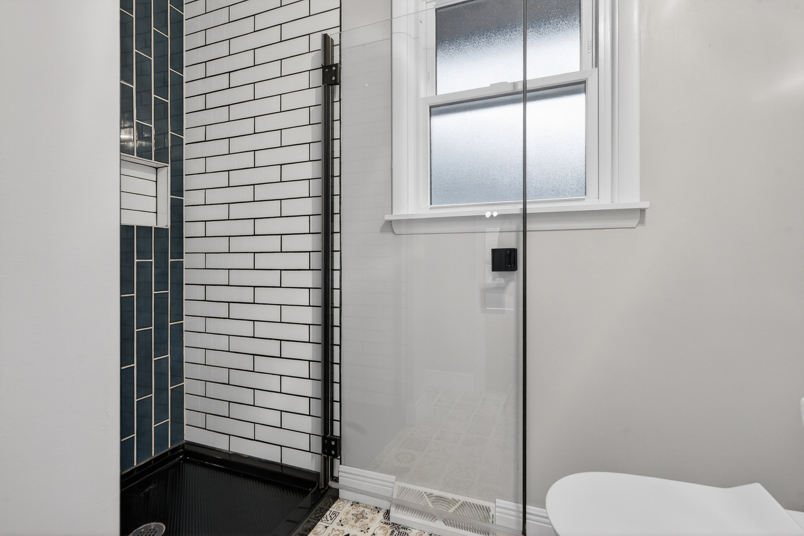 38-w042 Silver Glen Road St. Charles, IL 60175 - Photo 24 of 40 a bathroom with a shower