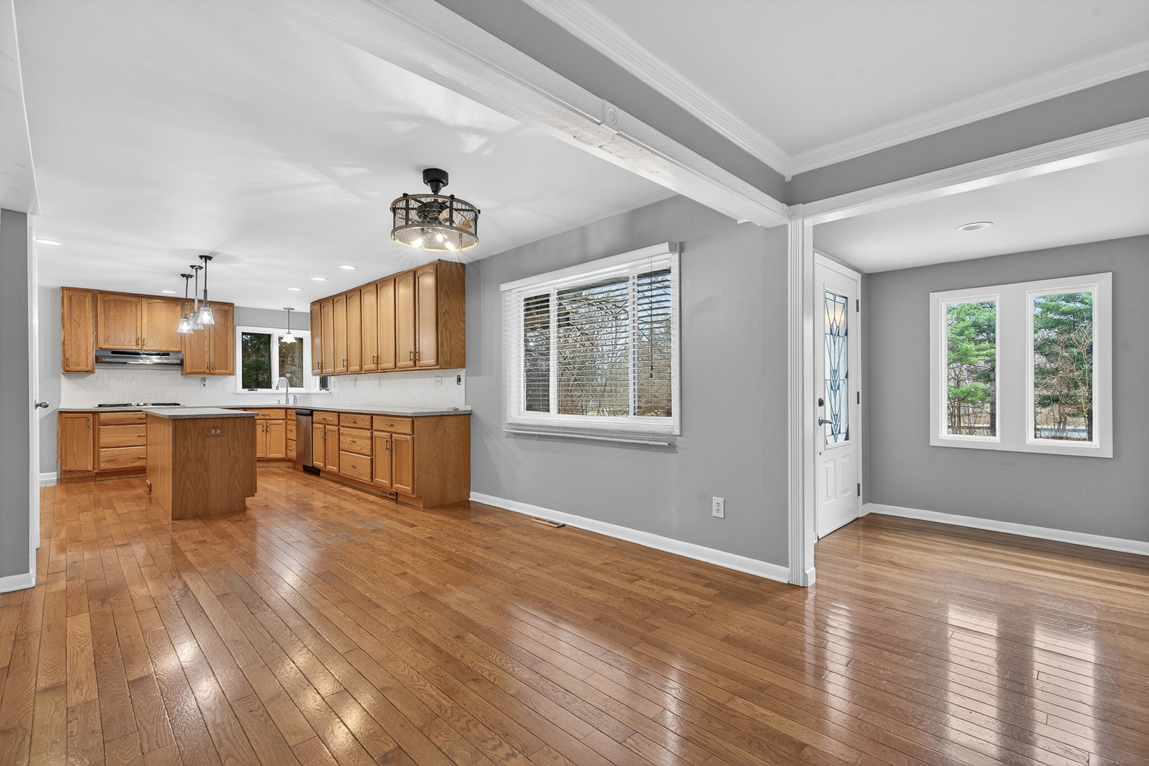 38-w042 Silver Glen Road St. Charles, IL 60175 - Photo 7 of 40 a view of a kitchen with microwave and cabinets