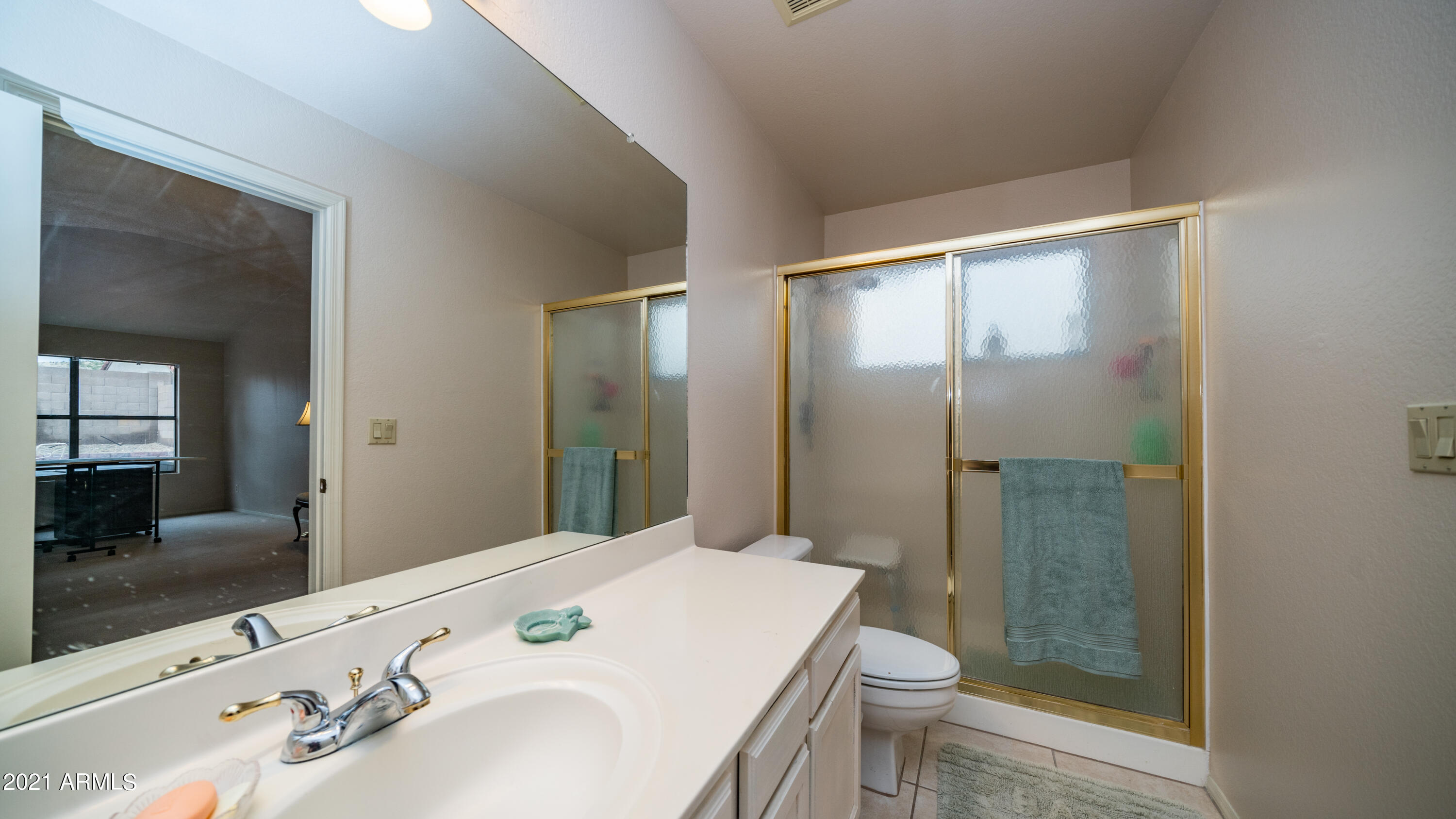 2750 East Rockledge Road Phoenix, AZ 85048 - Photo 16 of 21 2750 East Rockledge Road-19