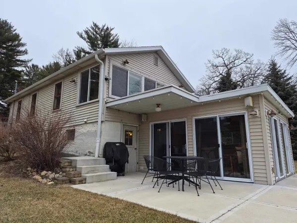 $335,000 | 3112 East Edgewater Street, Milton, WI 53563