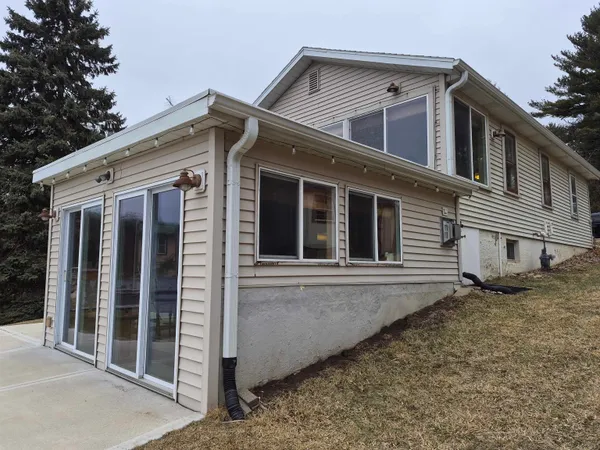 $335,000 | 3112 East Edgewater Street, Milton, WI 53563