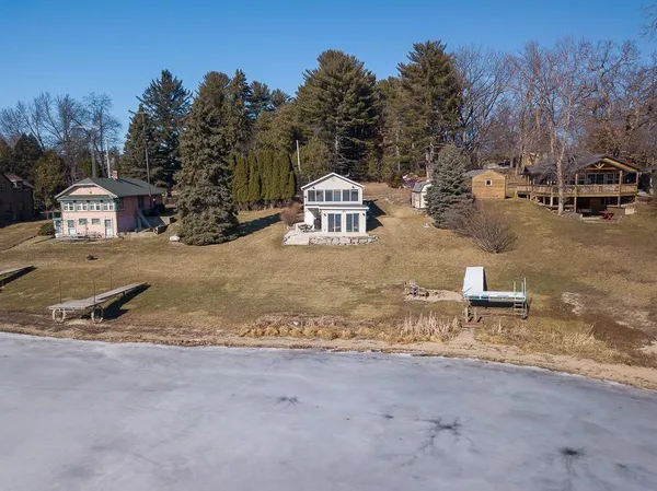 $335,000 | 3112 East Edgewater Street, Milton, WI 53563