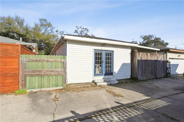 $1,800 | 4534 Paris Avenue, New Orleans, LA 70122