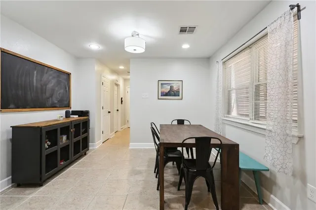 $1,800 | 4534 Paris Avenue, New Orleans, LA 70122