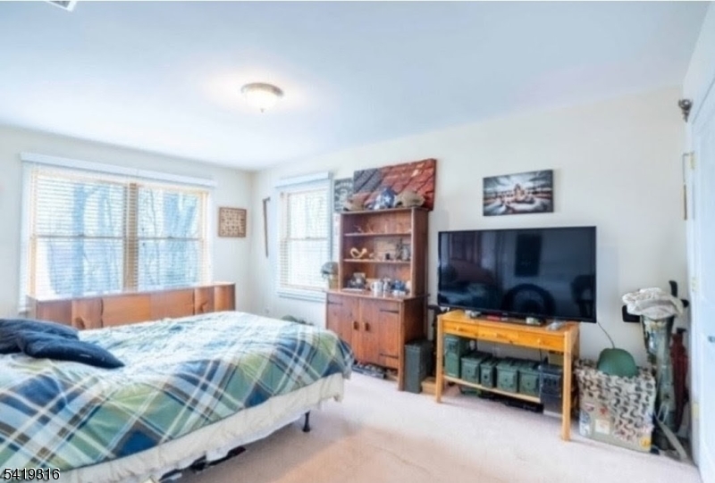 2 Lilac Road Lake Hopatcong, NJ 07849 - Photo 12 of 34