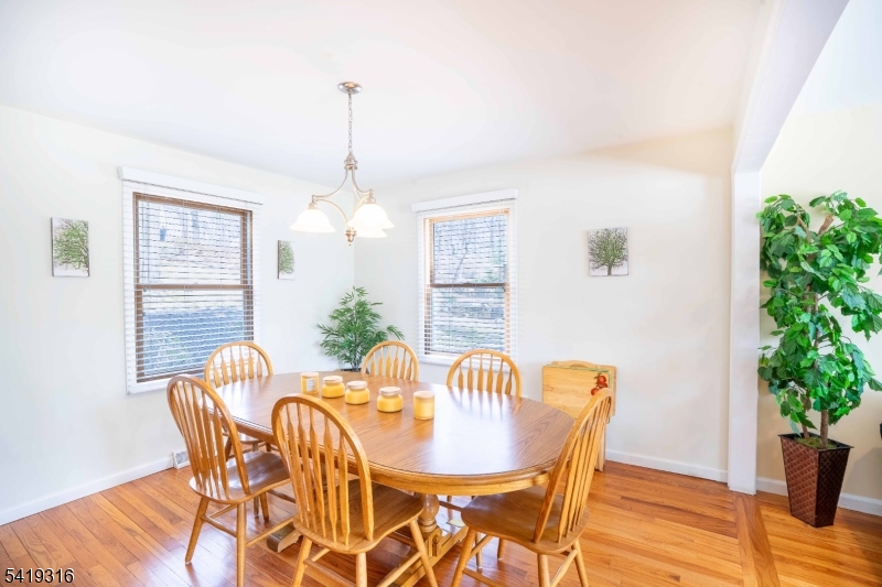 2 Lilac Road Lake Hopatcong, NJ 07849 - Photo 2 of 34