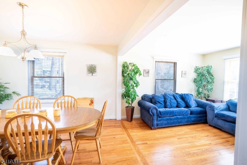 2 Lilac Road Lake Hopatcong, NJ 07849 - Photo 4 of 34