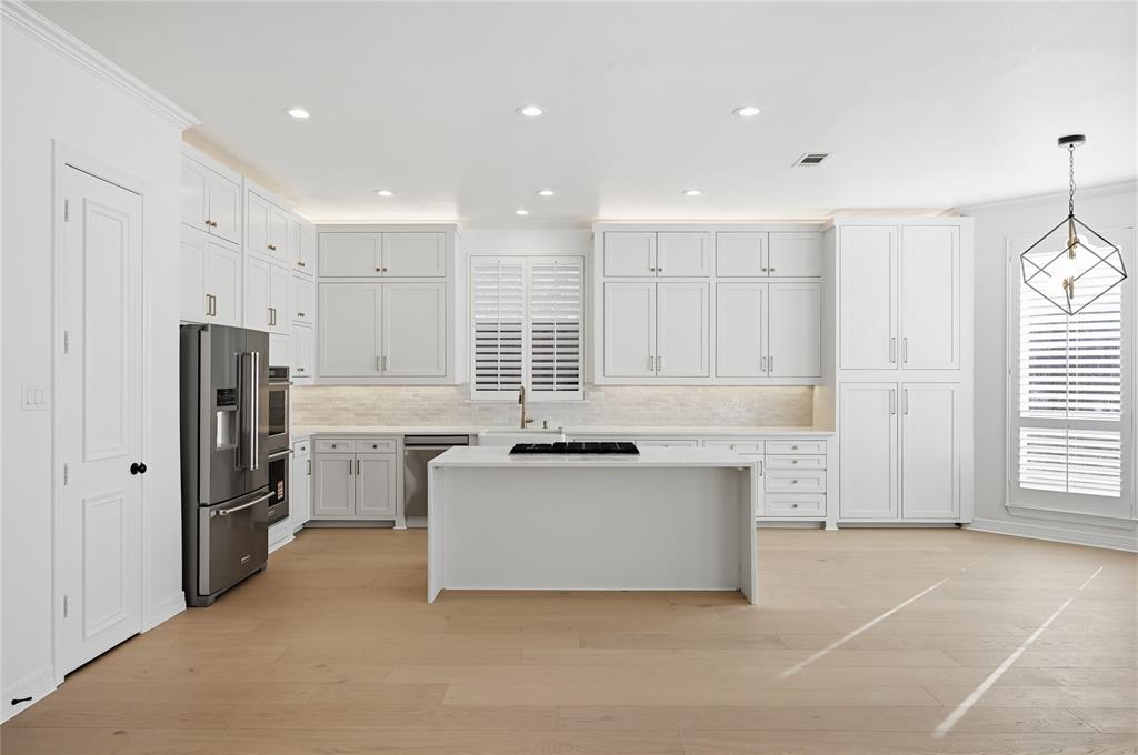 5312 Tennington Park Dallas, TX 75287 - Photo 11 of 40