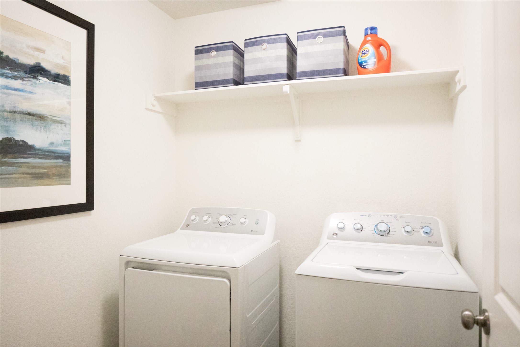 205 Parsons Kyle, TX 78640 - Photo 18 of 19 a utility room with dryer and washer