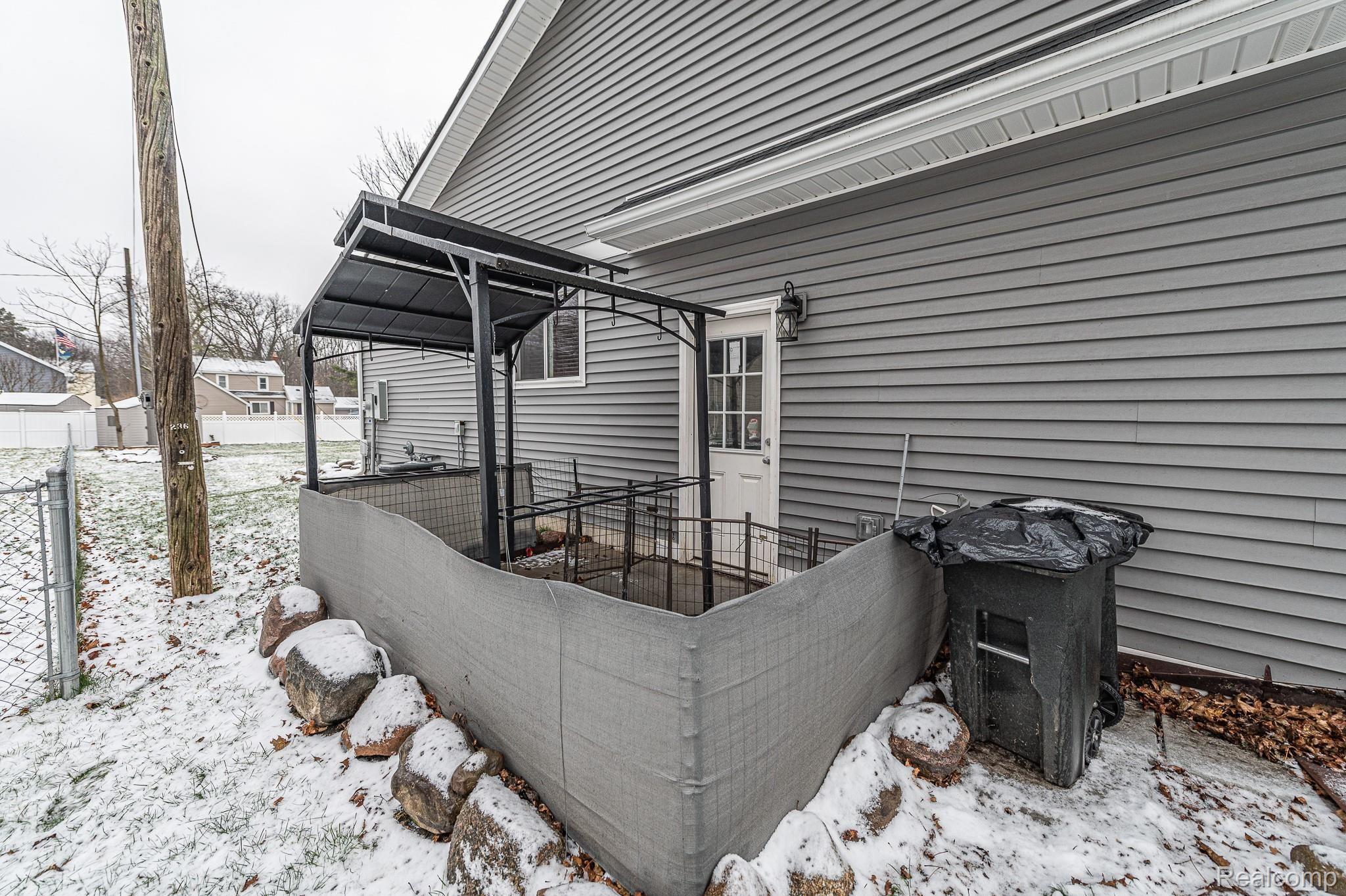 169 Dickenson Street Romeo, MI 48065 - Photo 36 of 47 HardyMediaCompany-257.jpg