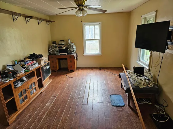 $129,900 | 1053 East Empire Avenue, Benton Harbor, MI 49022