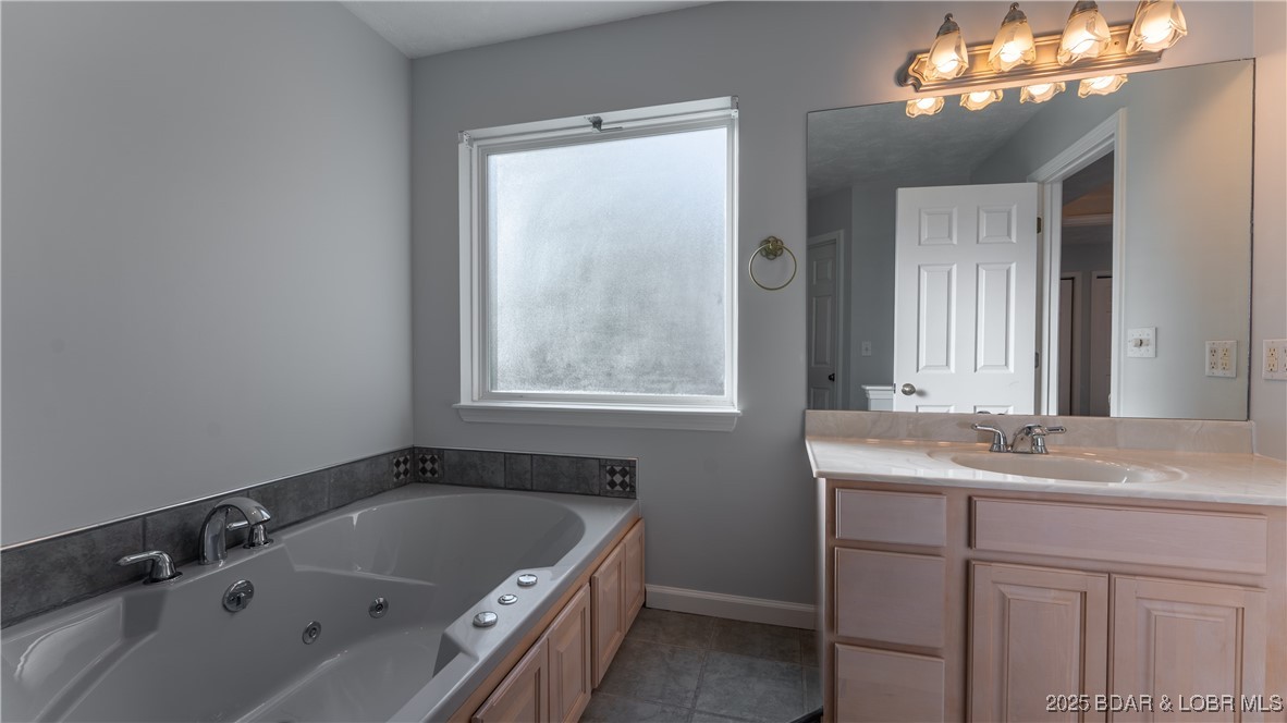 94 Shadow Oaks Road Camdenton, MO 65020 - Photo 13 of 39