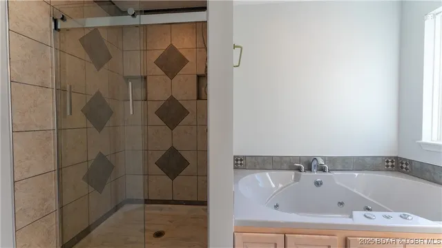 $314,900 | 94 Shadow Oaks Road, Camdenton, MO 65020