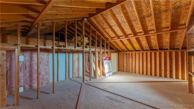 $314,900 | 94 Shadow Oaks Road, Camdenton, MO 65020