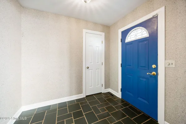 $289,900 | 12 Village Green Circle, Unit 12, Southern Pines, NC 28387