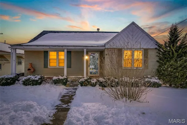 $165,000 | 930 Ridgeway Street, Ste. Genevieve, MO 63670