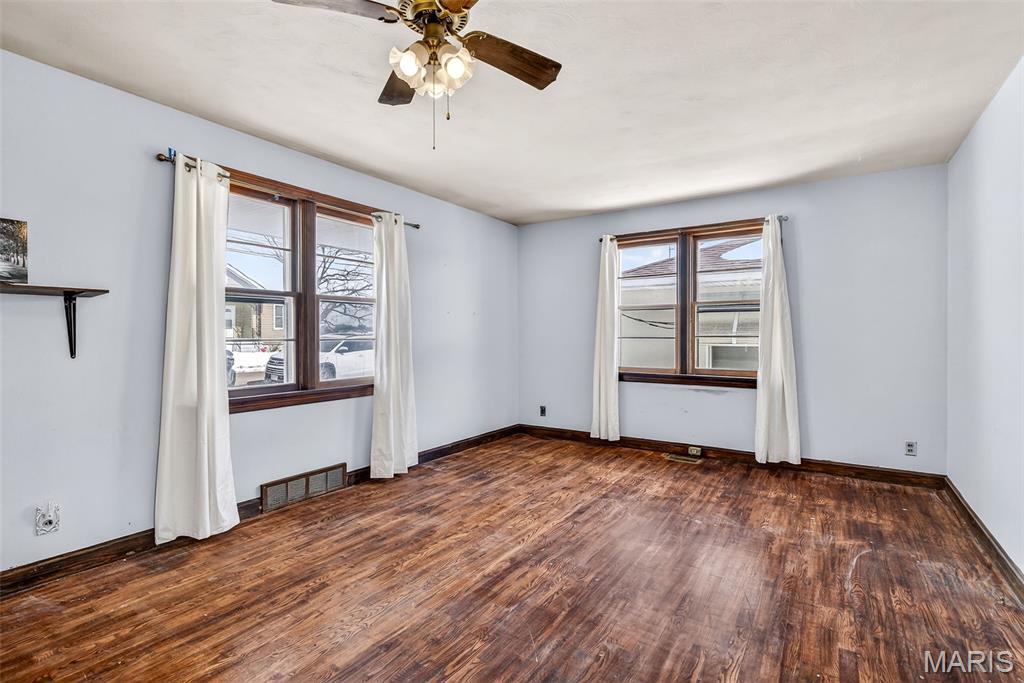 930 Ridgeway Street Ste. Genevieve, MO 63670 - Photo 13 of 42